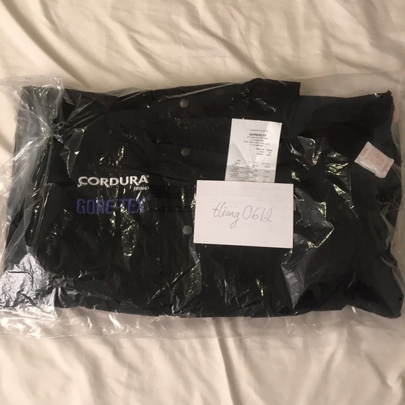 (Sold-730)Supreme TNF Jacket size Large - Picture 1 of 3